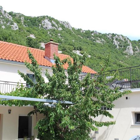 Villa Nona Tamara With Astonishing Sea & Mountains View بريبير المظهر الخارجي الصورة