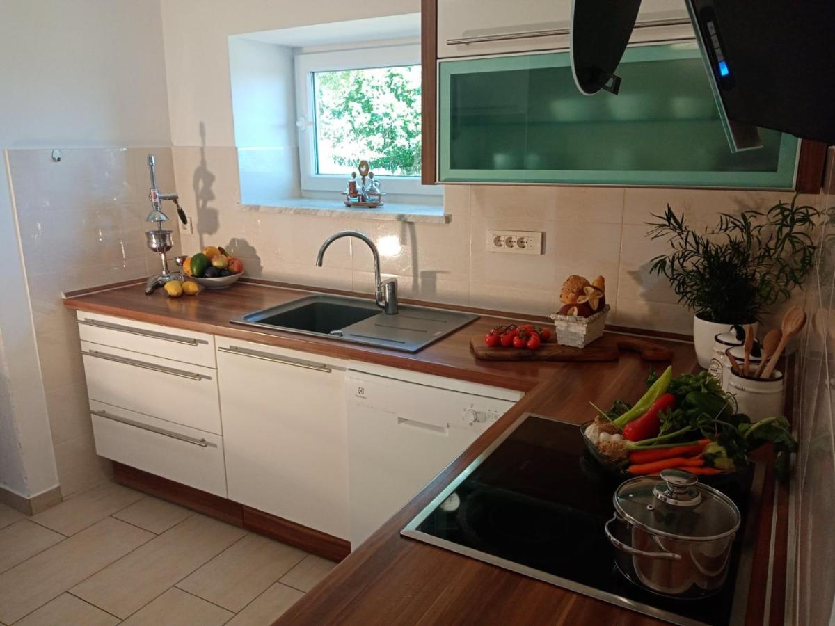 Villa Nona Tamara With Astonishing Sea & Mountains View بريبير المظهر الخارجي الصورة